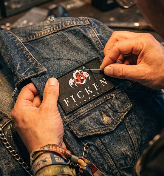 FICKEN Patch aufnähen