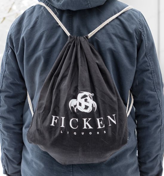 FICKEN Turnbeutel tragen