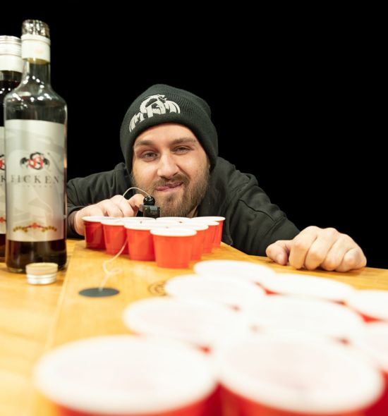 FICKEN Shot-Pong Luxus-Set spielen