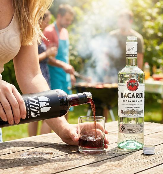 KUSCHELN mit Bacardi beim Grillen