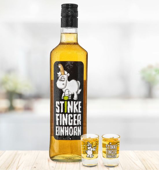 Stinkefingereinhorn Flasche und Gläser