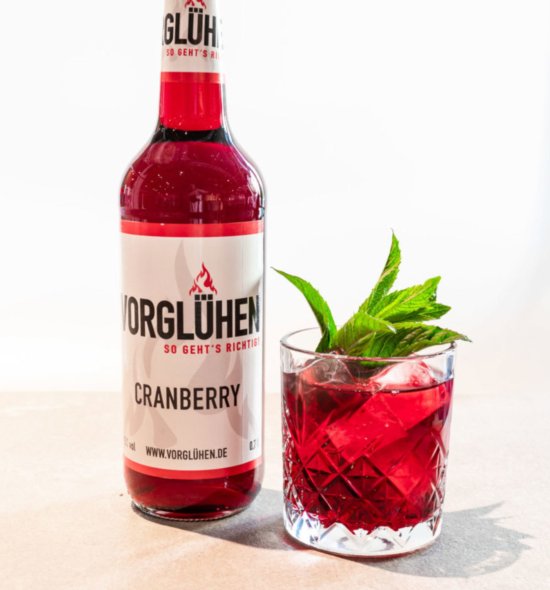 VORGLÜHEN Fruchtlikör 0,7l Cranberry Glas
